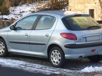 Engates baratos para PEUGEOT  206 5 Puertas 01-01-1998 a 31-12-2001