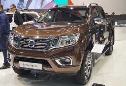 Engates para NISSAN NP 300 Navara Con paragolpes de 01-2016 a 06-2019