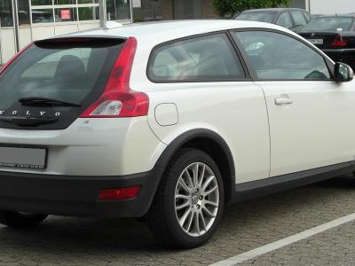 Enganches económicos para VOLVO C30