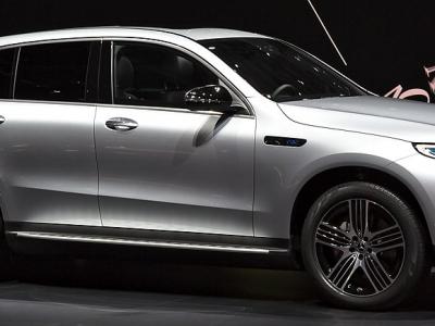 Enganches económicos para MERCEDES EQC