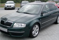 Enganches para SKODA Superb Berlina de 2001